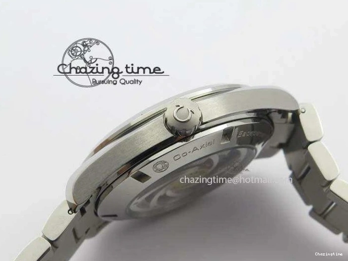 0822 QuickDry Aqua Terra ‘James Bond’ SS JHF Best Edition Blue Dial On SS Bracelet A 8203